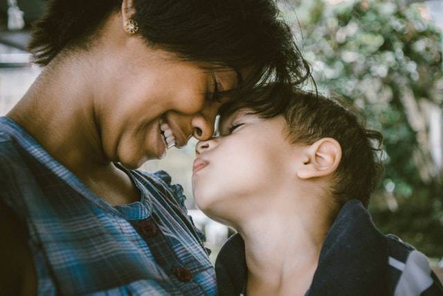 5 Cocktail Rings for Stylish Moms (Mother’s Day Gift Ideas)