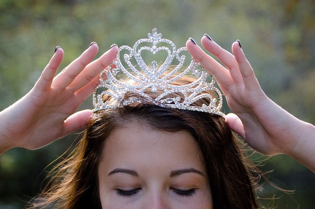 How to Channel Your Inner Queen with Fashion Rings